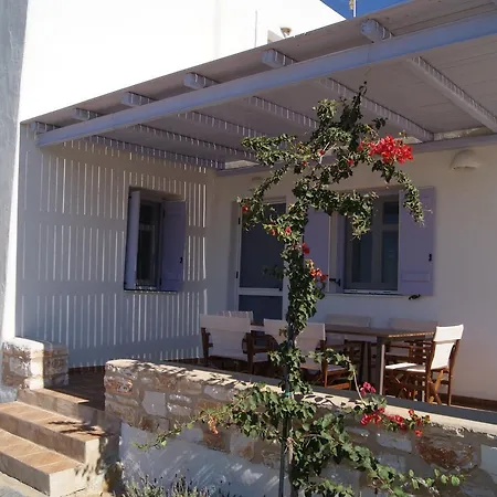 Blue Xenia - 4 Nyaraló Hriszí Aktí